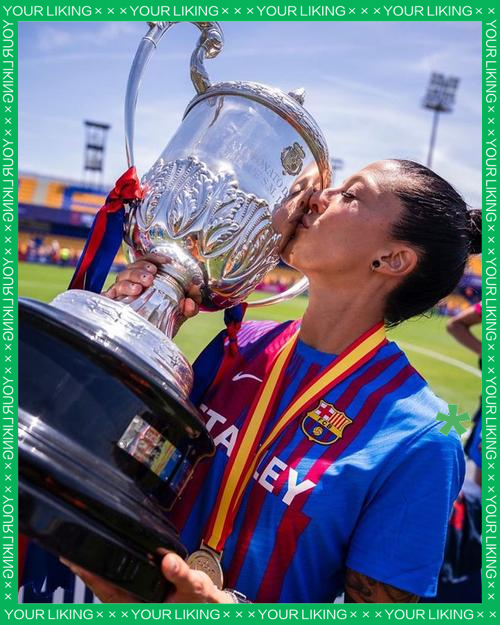 西班牙女足球员表现出色,积极备战下一轮 西班牙女足球员表现出色,积极备战下一轮